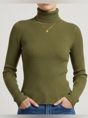 Old Navy Olive Green Ribbed Turtleneck Sweater